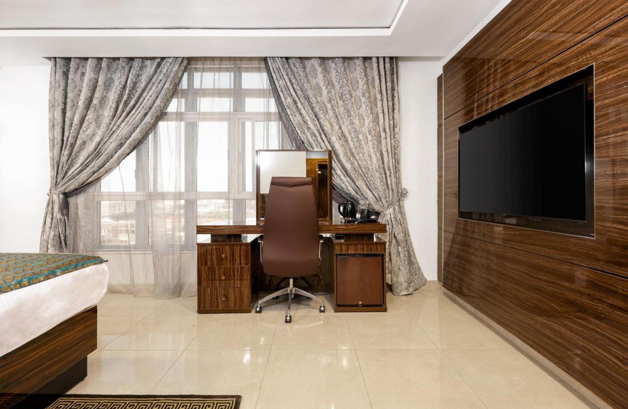 Aveon Hotel Abuja Buitenkant foto