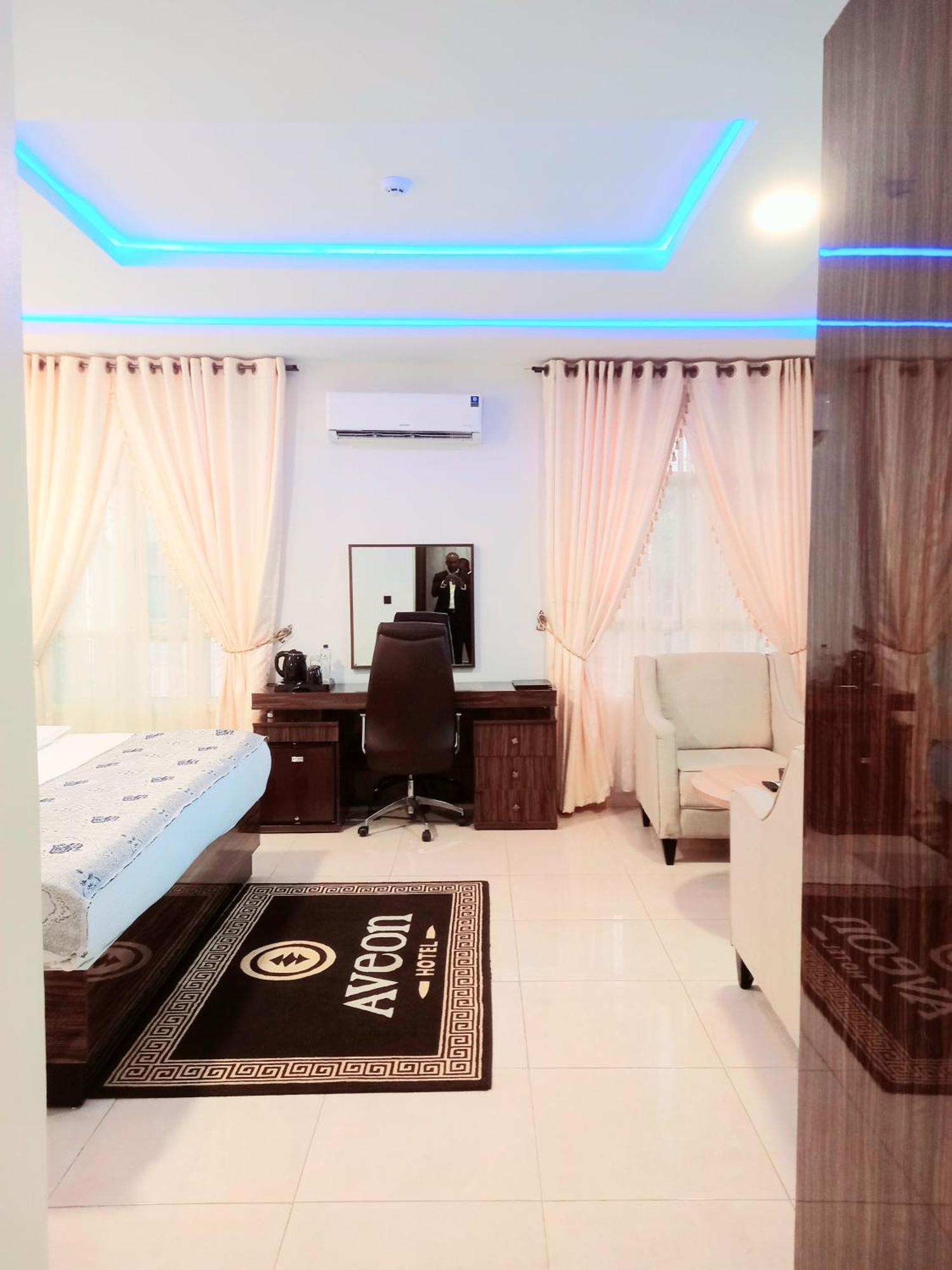 Aveon Hotel Abuja Buitenkant foto