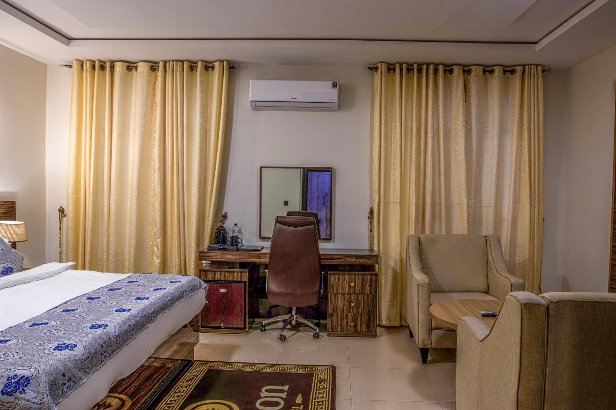 Aveon Hotel Abuja Buitenkant foto